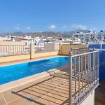 Apartamento ático Con Piscina En Centro