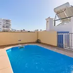 ático Con Piscina En Centro * Nerja